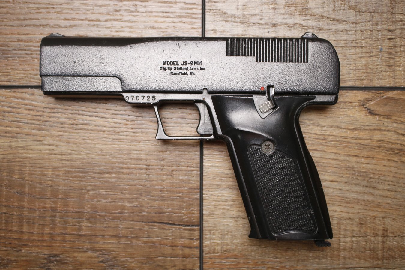 STALLARD JS-9 9MM Police Trade-in Pistol (Magazine Not Included)